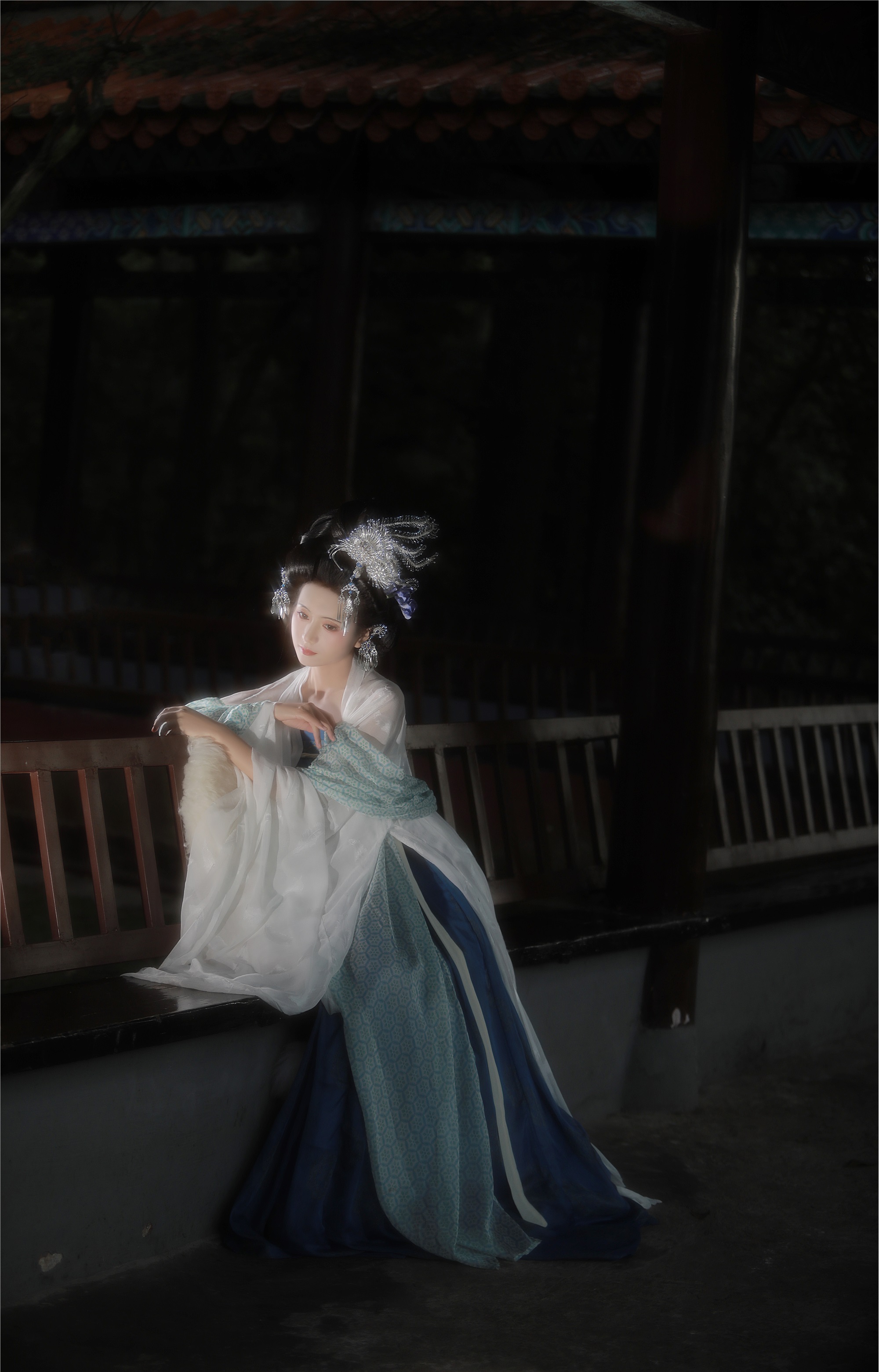 YITUYU艺图语 2025.01.29 早知如此绊人心，何如当初莫相识 瑜瑾